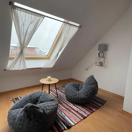 Apartman Modern Two-story 2br Parking View Banszko