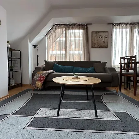 Apartman Modern Two-story 2br Parking View
